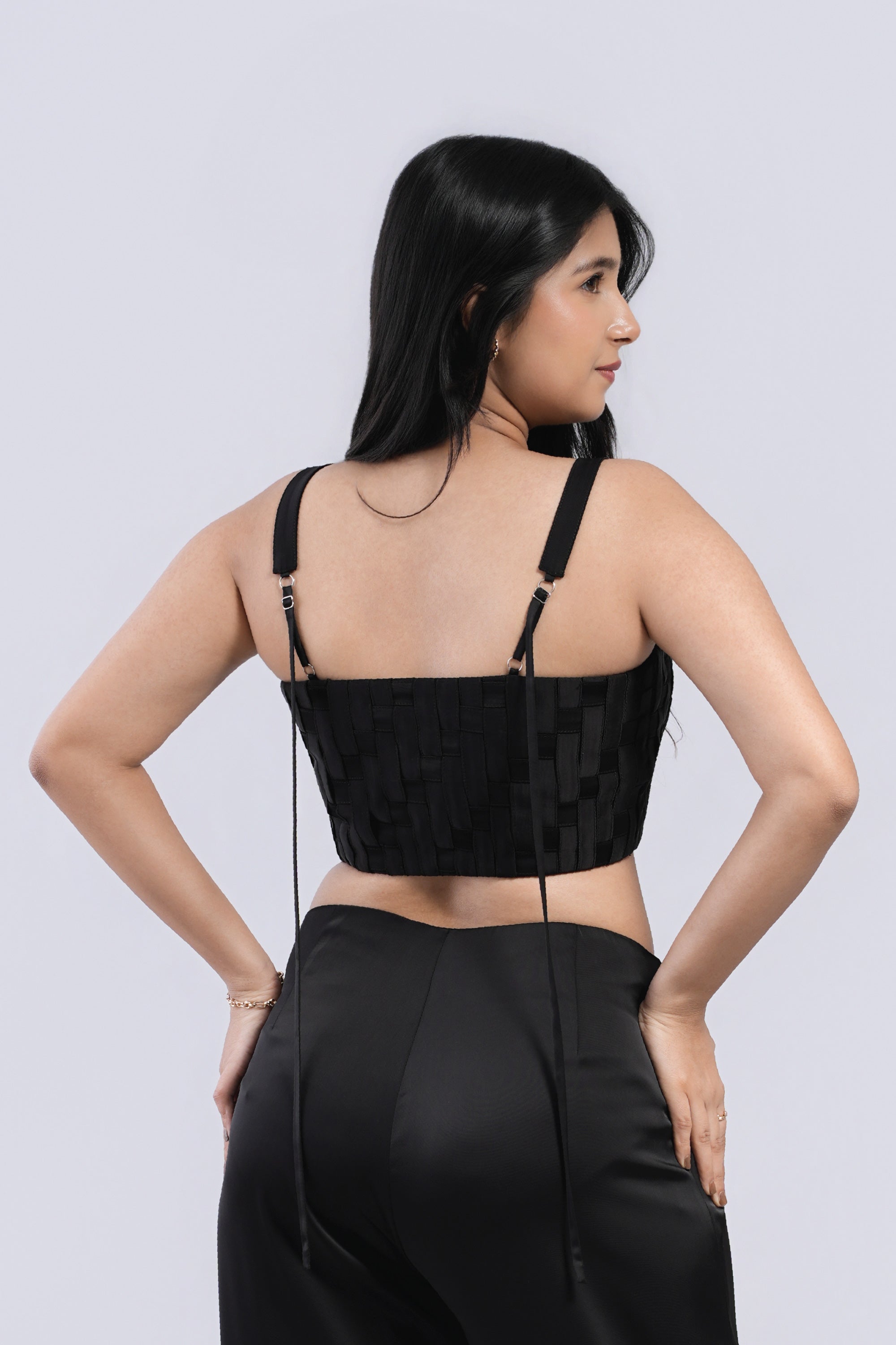 The Loom Top in Classic Black