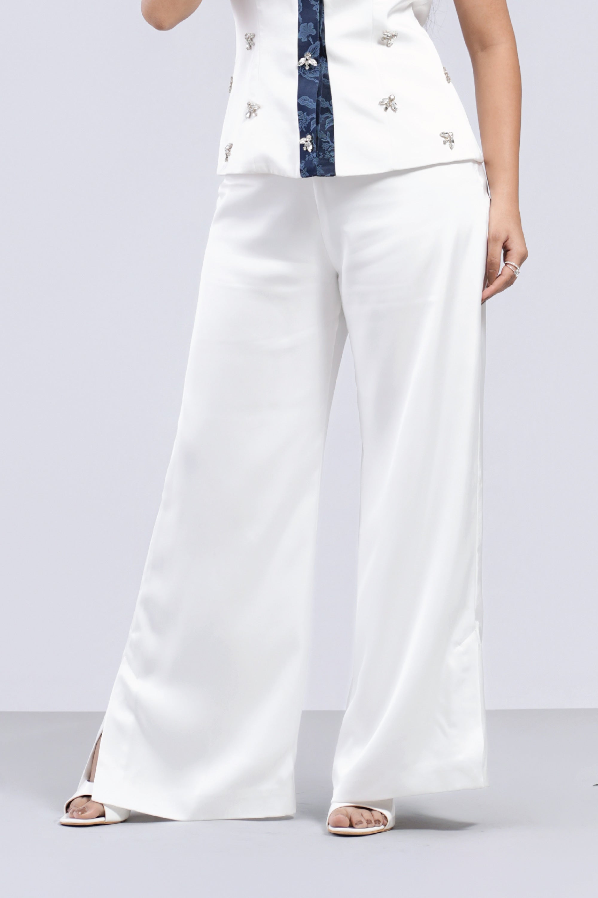 Line Trousers in Signature White